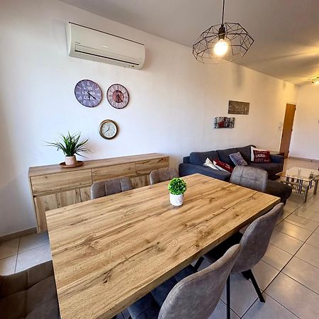 Mackenzie Apartment 301 Larnaca Ngoại thất bức ảnh